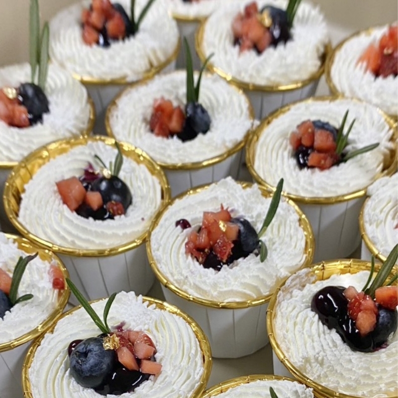 คัพเค้ก Cupcake - ตกแต่งสวย ครีมนุ่ม เค้กชุ่มฟู เหมาะงานปาร์ตี้